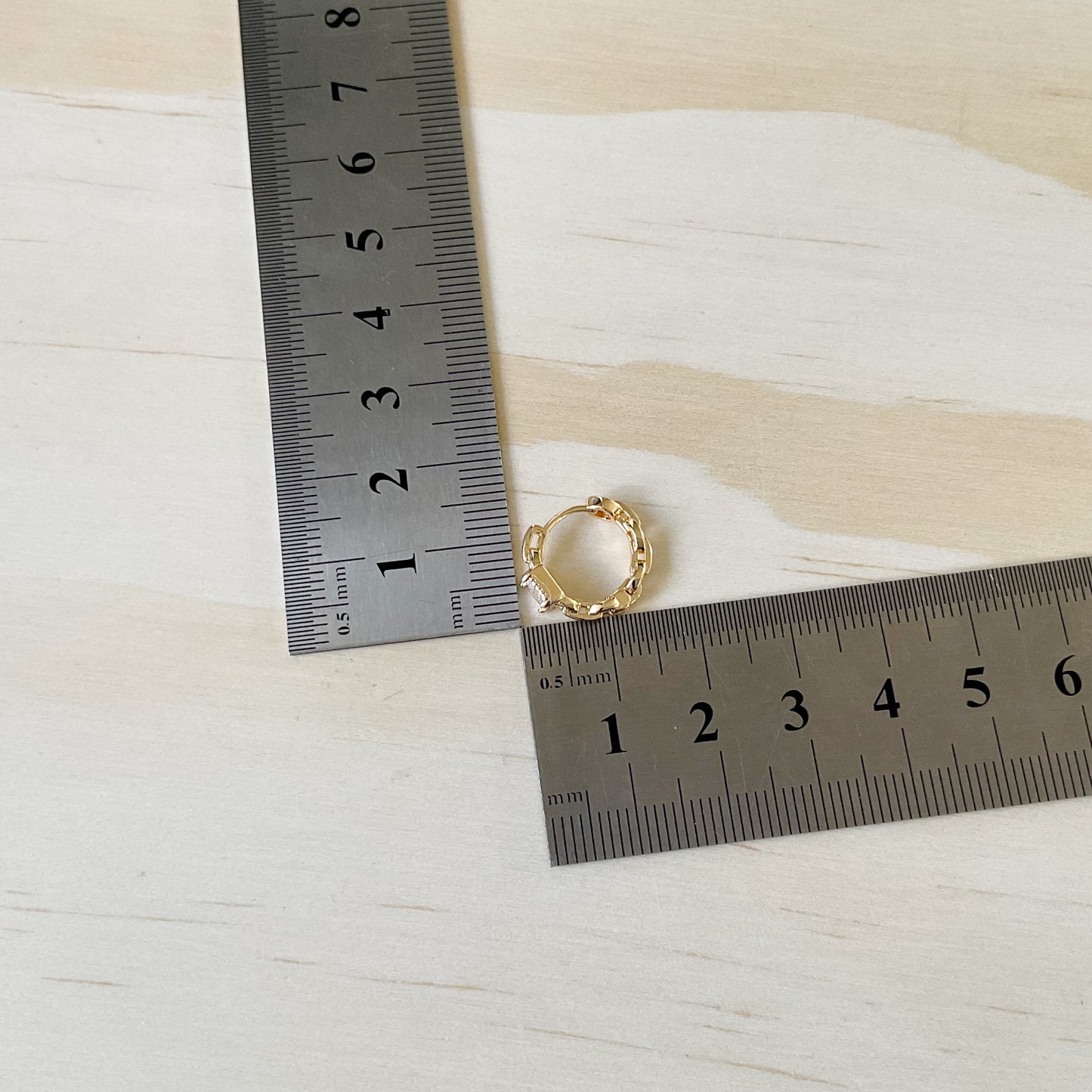 Gold Huggie Hoops - Chain Link Bling