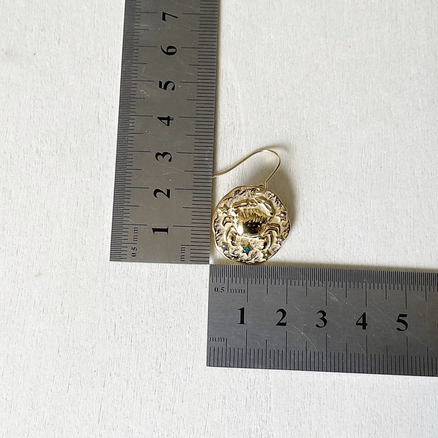 Crab Medallion Earring Set - Gold