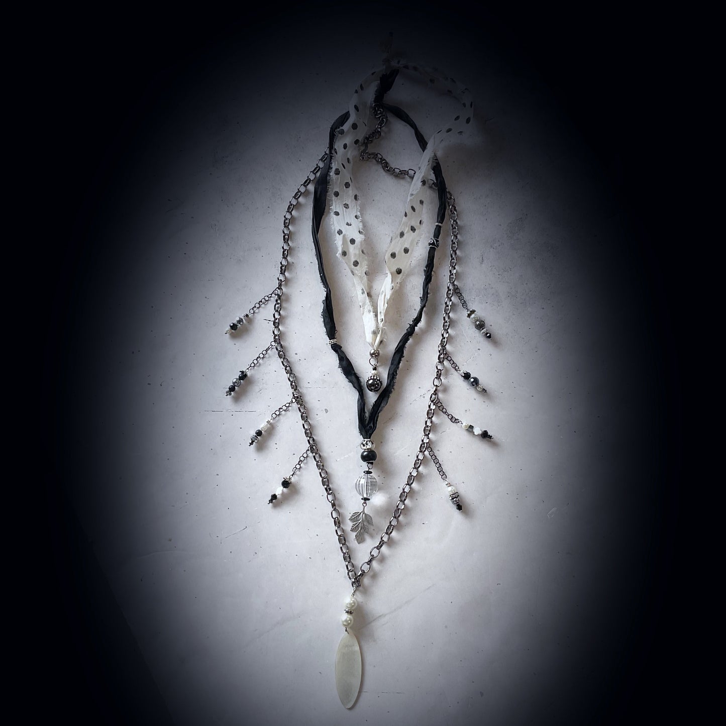 The Vintage Collection Neck Mess Necklace