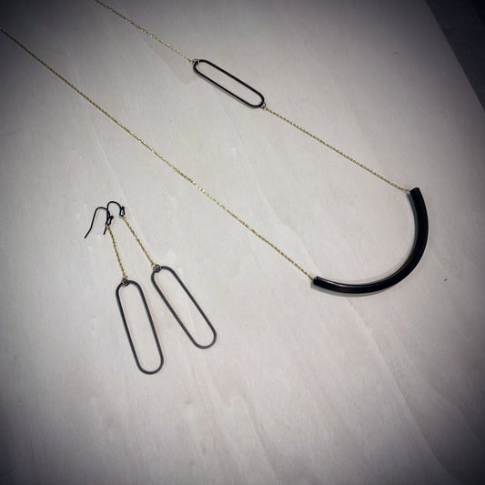 Tarnished Gold & Black Necklace & Earring Set