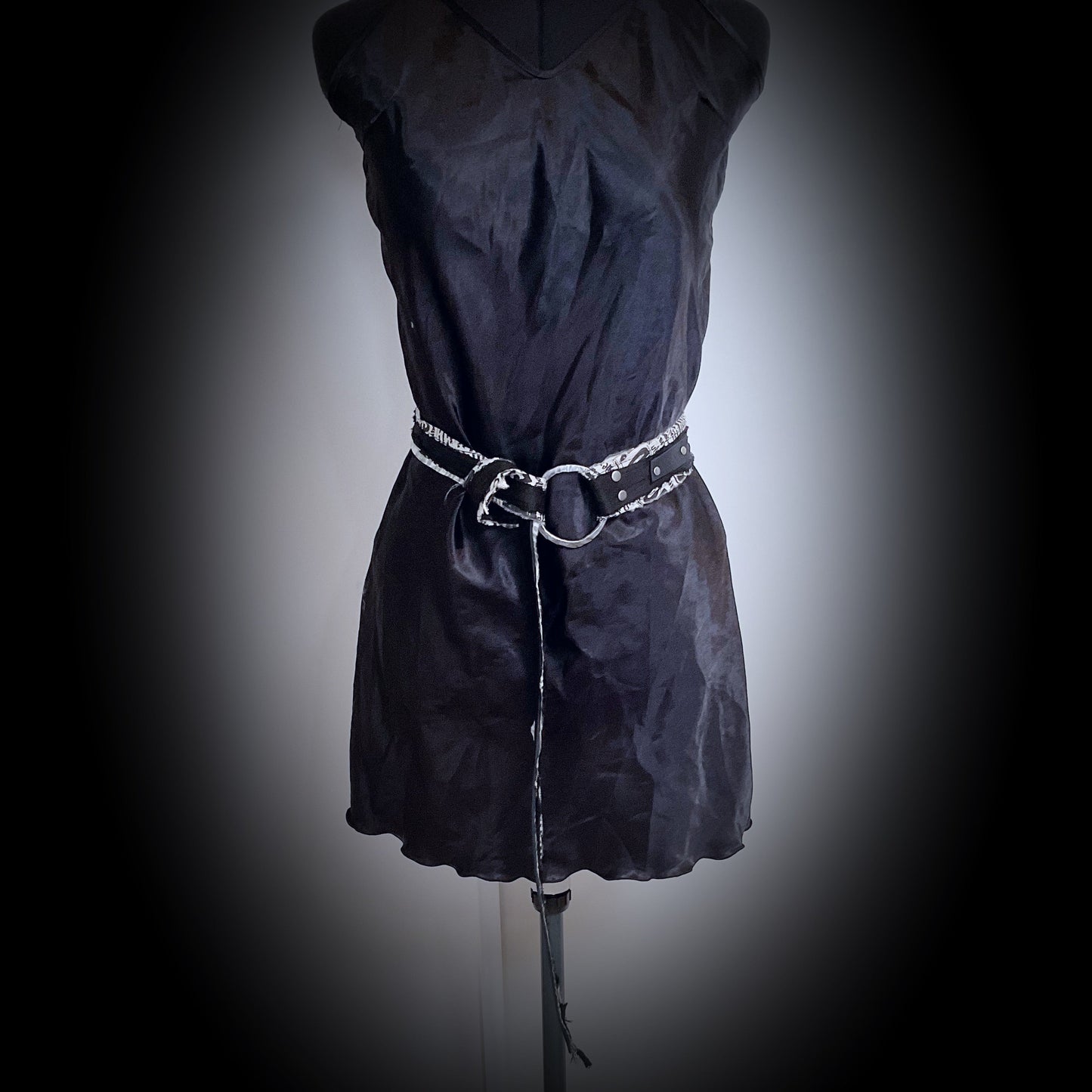 Elodi Belt - Rags To Riches Newsprint