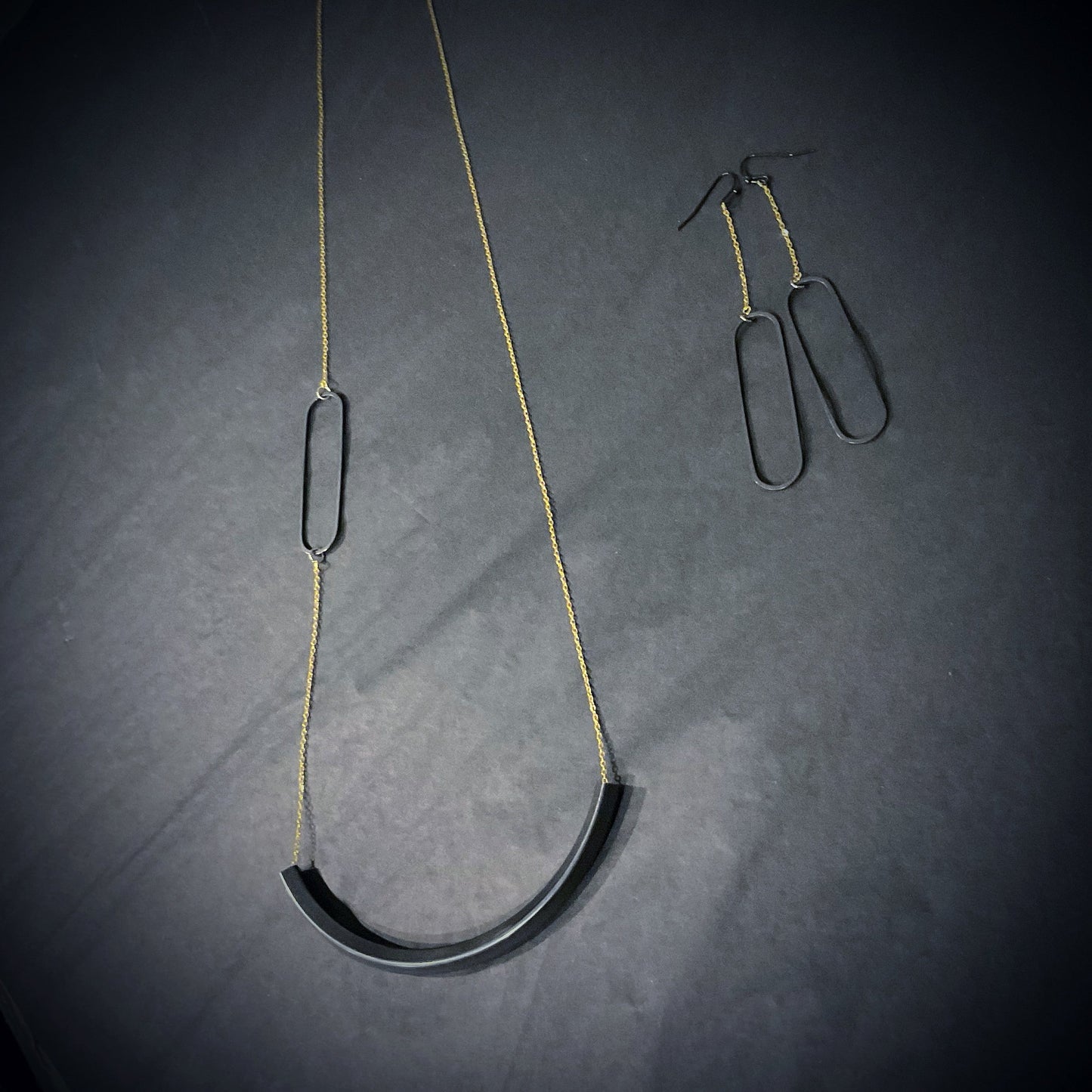 Tarnished Gold & Black Necklace & Earring Set
