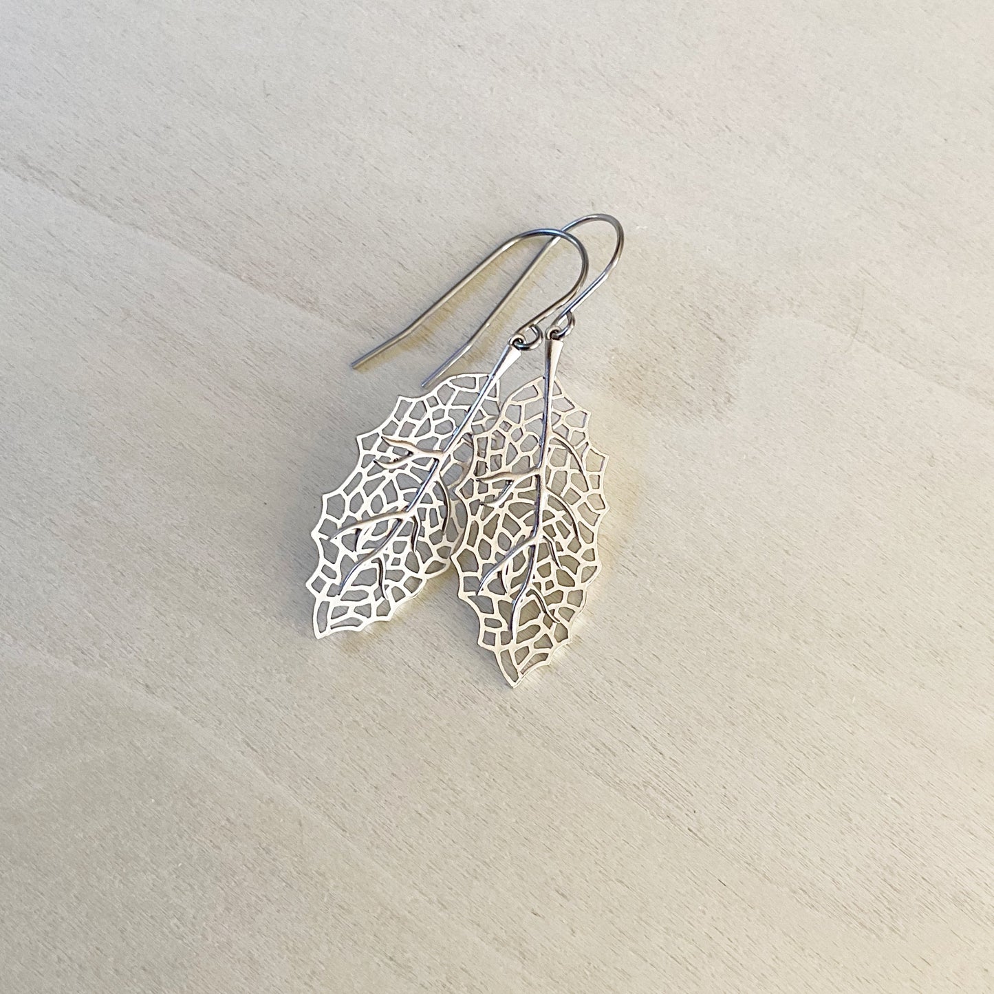 Filigree Leaves Earring Set - Platinum Silver