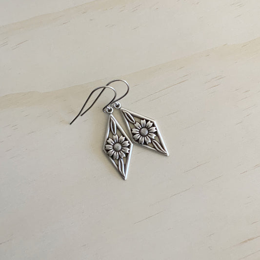 Vintage Bliss Diamond Earring Set - The Sister Label