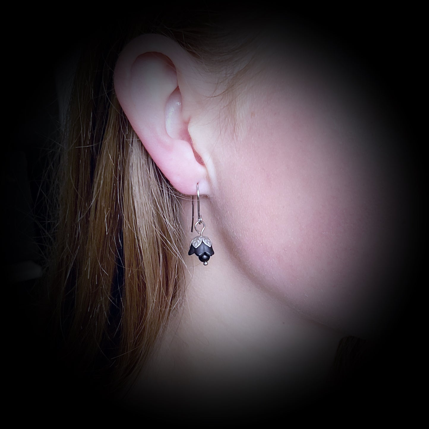 Black Resin Vintage Tulip Earring Set - The Sister Label