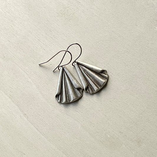 Vintage ‘Curtain Call’ Earring Set