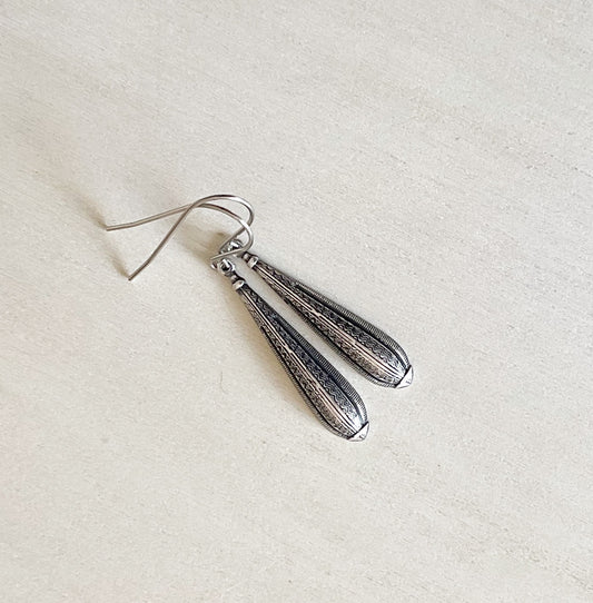 Vintage Bliss Earring Set