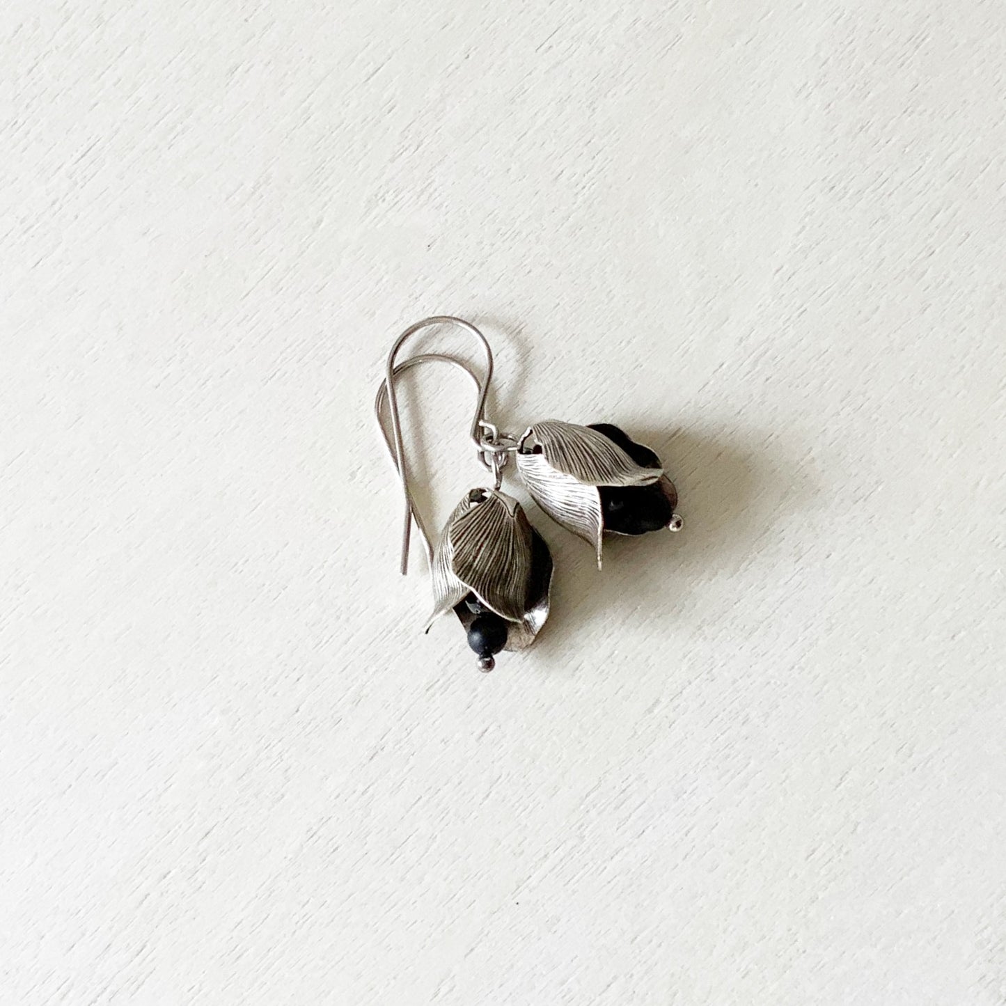 Lola Vintage Tulip Earring Set
