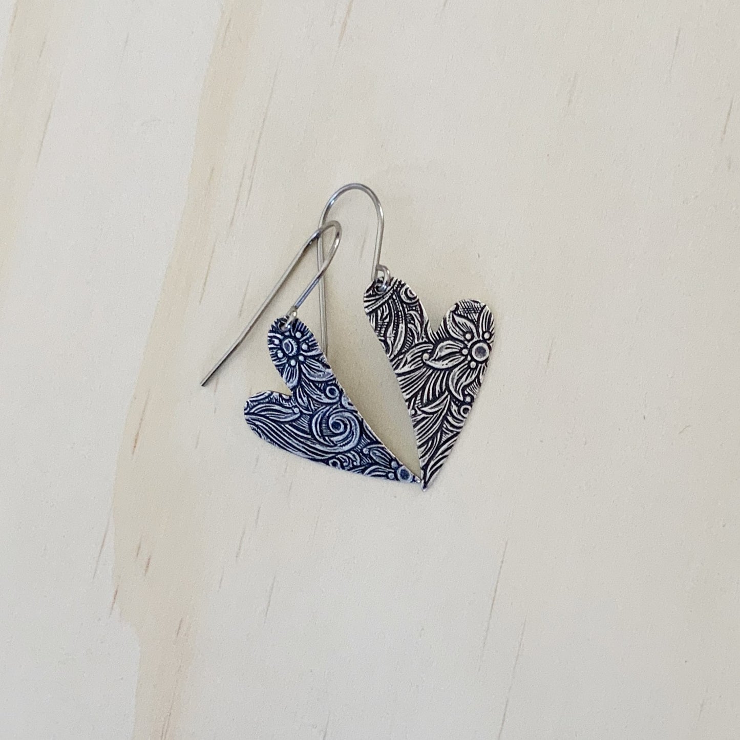 Hearts Vintage Bliss Earring Set - The Sister Label