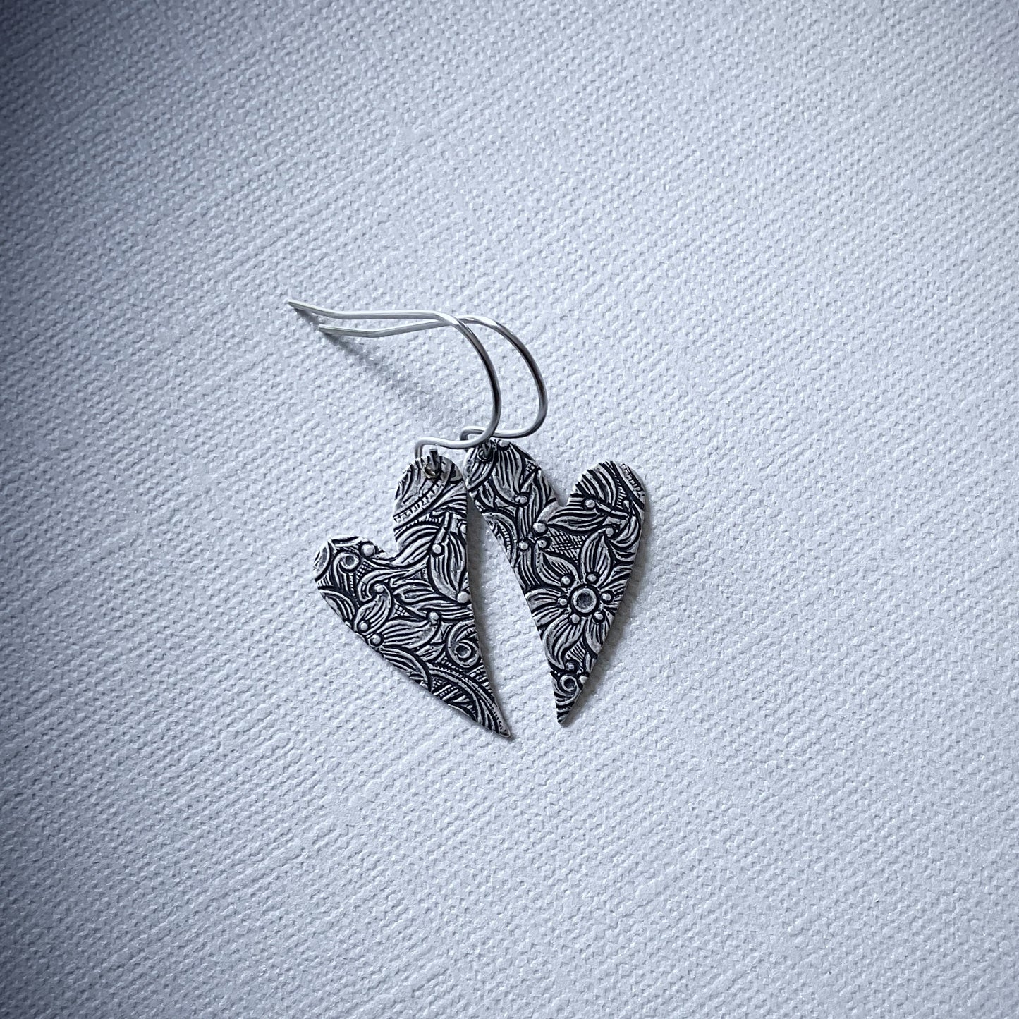 Hearts Vintage Bliss Earring Set - The Sister Label