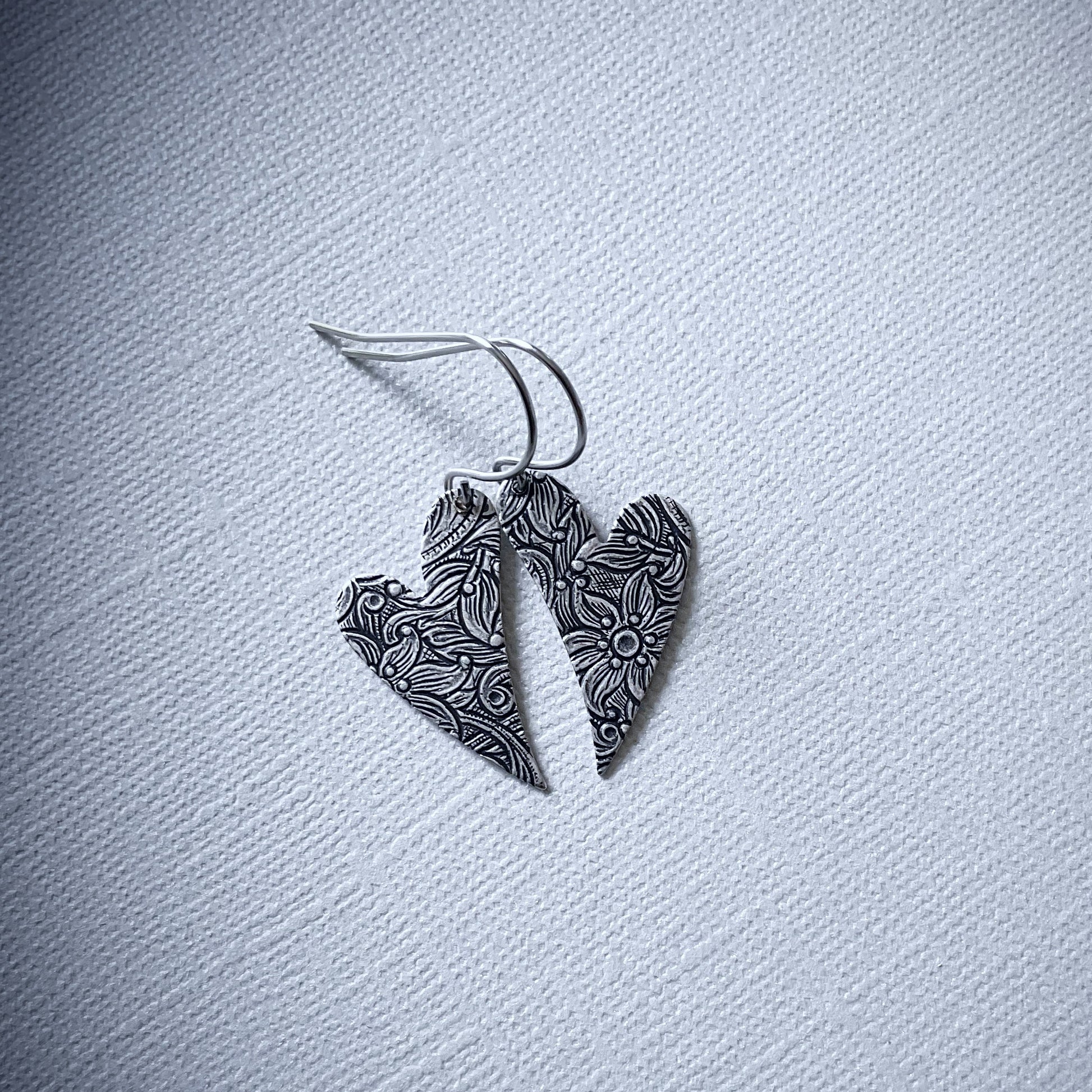 Hearts Vintage Bliss Earring Set - The Sister Label