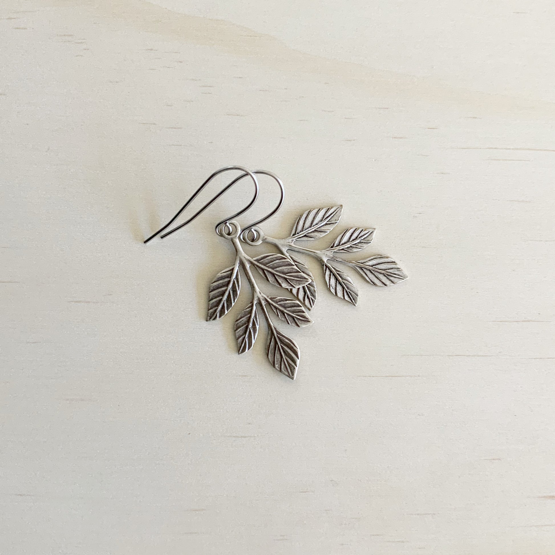 Vintage Leaf Earring Set - The Sister Label