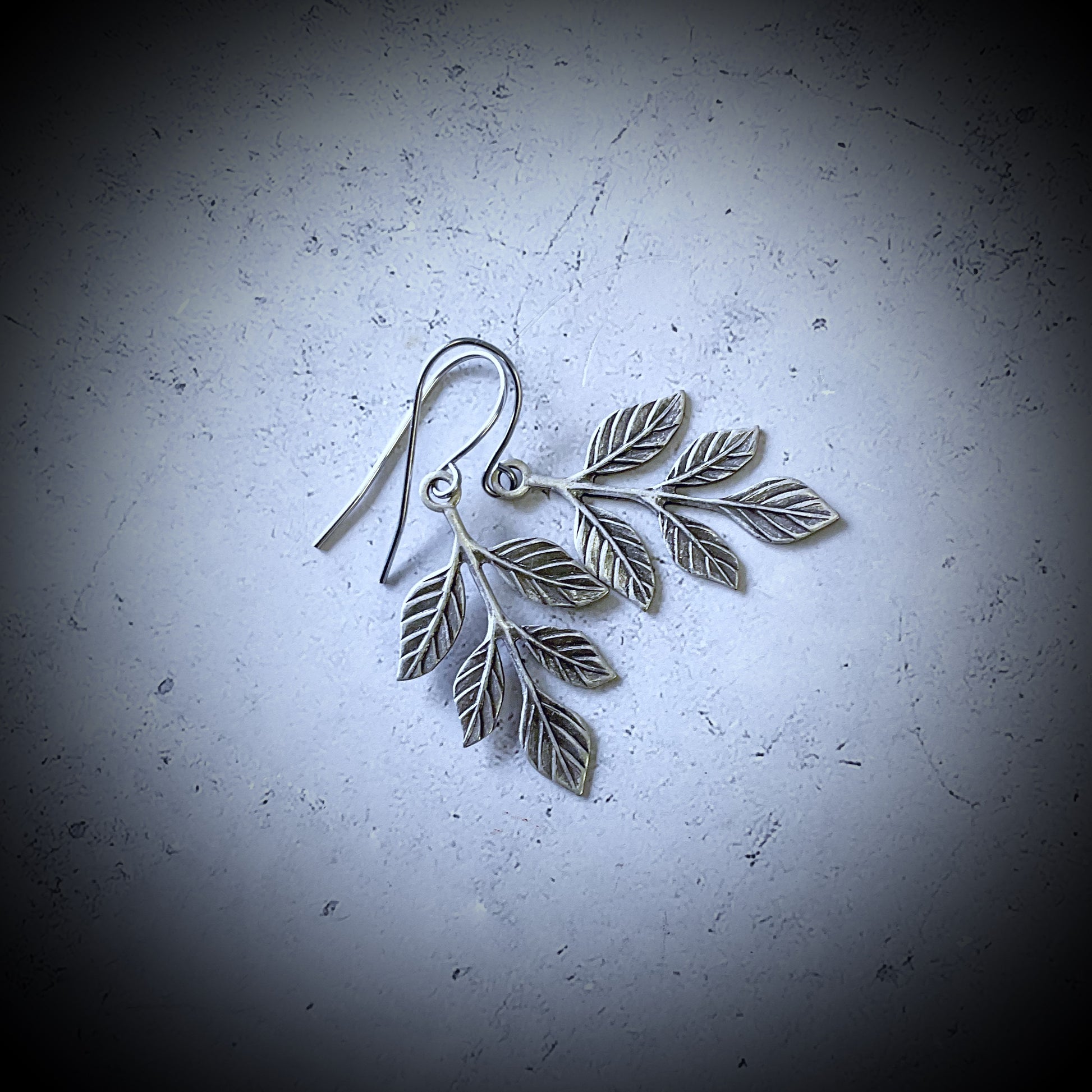 Vintage Leaf Earring Set - The Sister Label